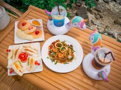 The Cozy Beachfront Phuket – Foto 4